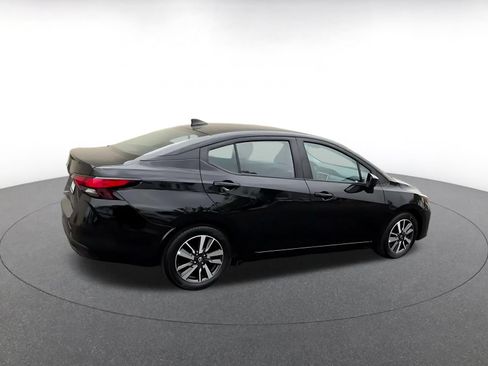 Used 2025 Nissan Versa SV FWD image 12