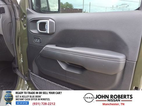Used 2023 Jeep Wrangler Unlimited Sahara image 20