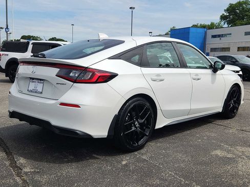 Certified 2024 Honda Civic Sport image 4