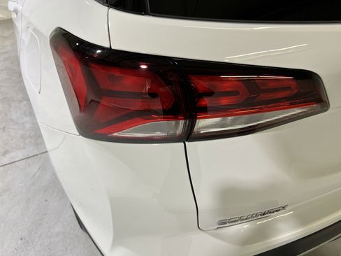 Used 2023 Chevrolet Equinox LT image 10