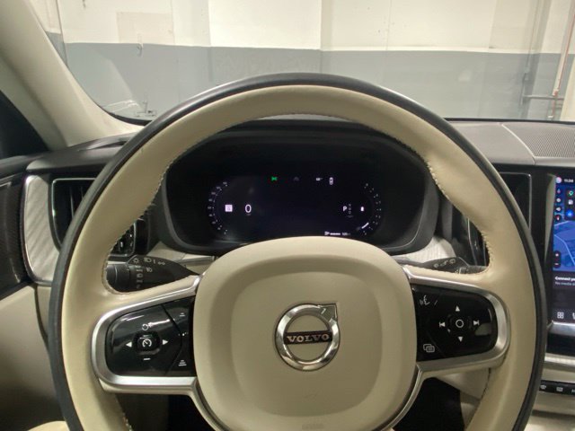 Used 2024 Volvo XC60 B5 Plus w/ Protection Package Premier AWD/4WD image 15