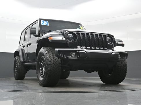 Used 2023 Jeep Wrangler Unlimited Sport AWD/4WD image 33