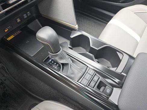 Certified 2025 Toyota Camry SE image 22