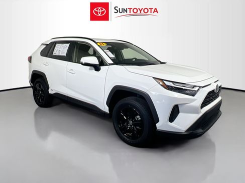 Used 2025 Toyota RAV4 XLE w/ Convenience Package AWD/4WD image 1