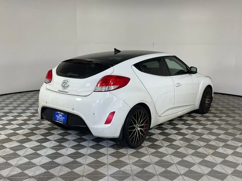 Used 2014 Hyundai Veloster w/ Technology Package 03 FWD image 15