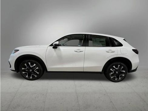 New 2026 Honda HR-V EX-L image 2