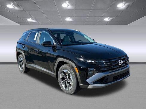 New 2025 Hyundai Tucson SEL image 1