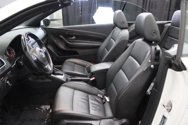 Used 2013 Volkswagen Eos Executive FWD image 11