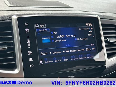 Used 2017 Honda Pilot Elite image 28