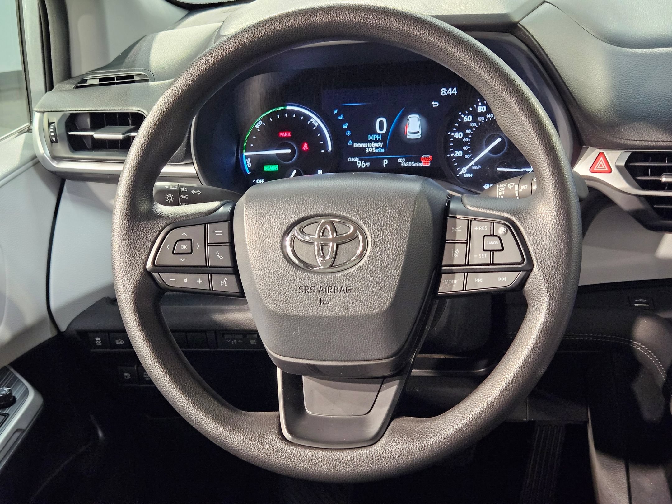 Used 2025 Toyota Sienna LE FWD image 26