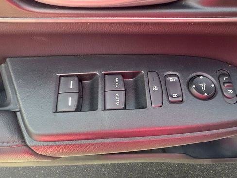 Used 2022 Honda CR-V Touring image 19