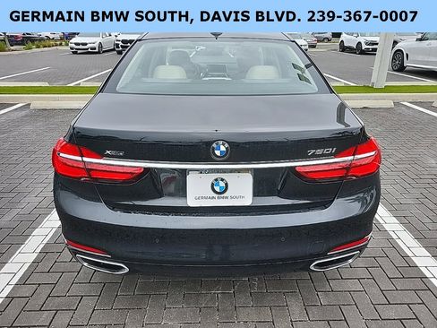 Used 2018 BMW 750i xDrive image 5