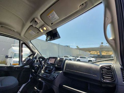 Used 2025 RAM ProMaster 2500 w/ U-Haul Equipment Group FWD image 24