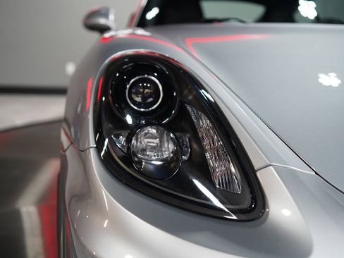 Used 2016 Porsche Cayman GT4 RWD image 17