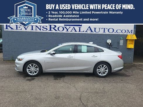 Used 2017 Chevrolet Malibu LT w/ Leather Package image 1
