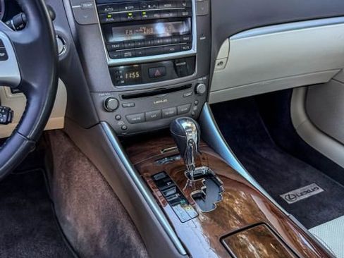 Used 2013 Lexus IS 250 image 7
