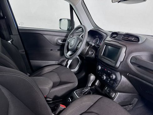 Used 2020 Jeep Renegade Sport image 28