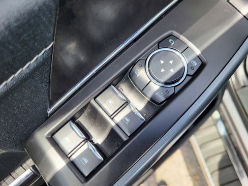 Certified 2023 Ford F150 Lariat w/ Equipment Group 502A High image 19