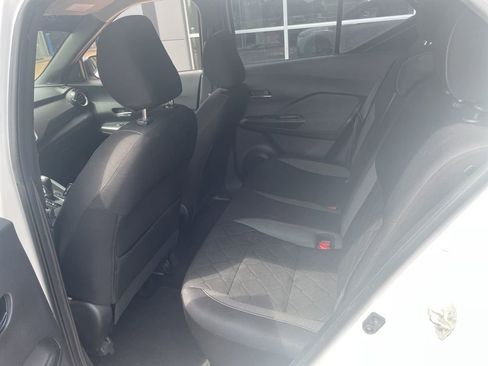 Used 2019 Nissan Kicks SV w/ Interior Electronics Package image 14