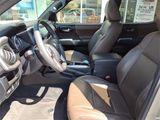 Used 2016 Toyota Tacoma Limited image 3