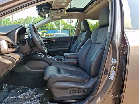 Certified 2024 Subaru Outback Limited AWD/4WD image 14