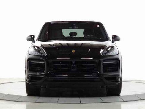 Used 2021 Porsche Cayenne GTS image 10