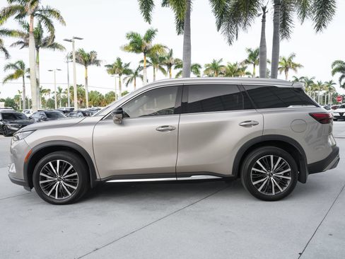 Used 2023 INFINITI QX60 Sensory w/ Vision Package FWD image 7