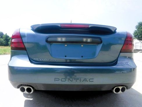 Used 2006 Pontiac Grand Prix w/ Premium Package FWD image 17