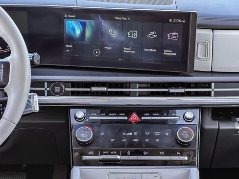 Used 2025 Hyundai Santa Fe SEL image 25