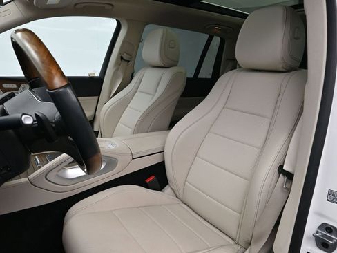 Used 2022 Mercedes-Benz GLS 450 4MATIC image 5