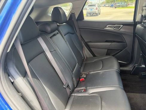 Used 2024 Kia Sportage EX FWD image 17