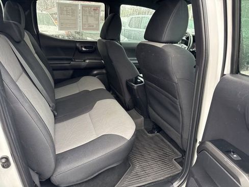 Used 2023 Toyota Tacoma TRD Sport image 22