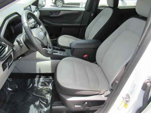 Used 2023 Ford Escape Active FWD image 16