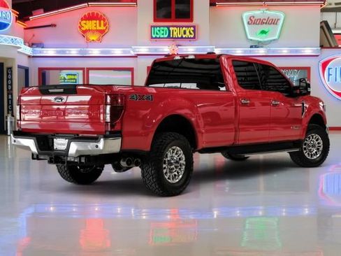 Used 2022 Ford F350 XLT w/ XLT Premium Package AWD/4WD image 3