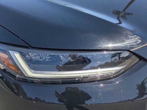 Used 2024 Honda HR-V Sport image 9