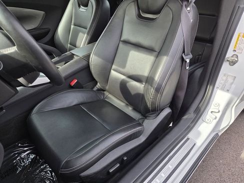 Used 2010 Chevrolet Camaro SS w/ RS Package RWD image 6