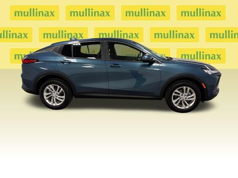 New 2026 Buick Envista Preferred w/ Advanced Safety Package FWD image 19