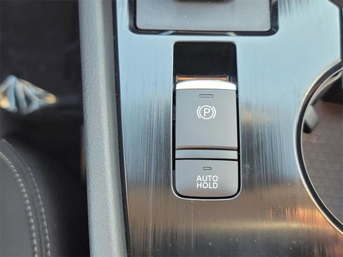 Certified 2025 Nissan Rogue S image 25