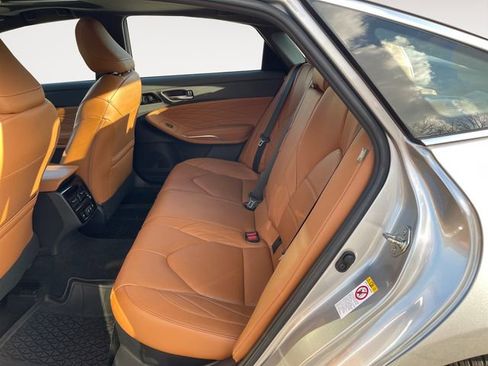Used 2019 Toyota Avalon Limited w/ All Weather Liner Package image 13