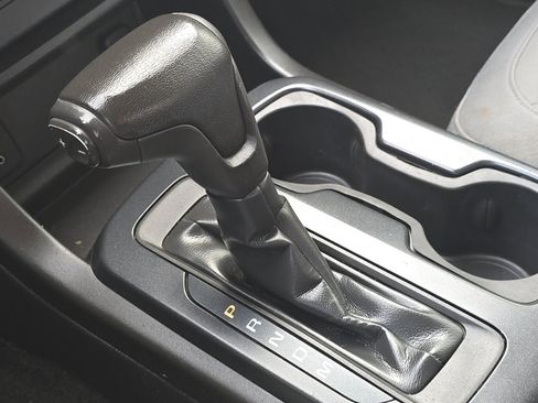 Used 2015 Chevrolet Colorado W/T w/ WT Convenience Package image 31