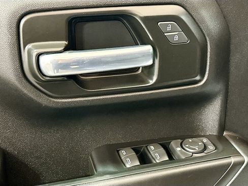 Used 2022 Chevrolet Silverado 1500 Custom RWD image 15