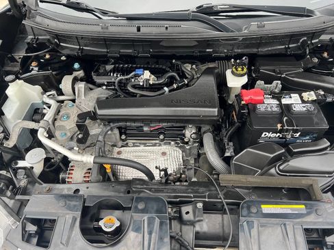 Used 2017 Nissan Rogue SL image 27