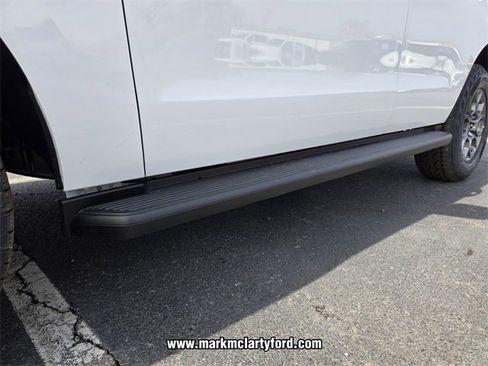 New 2026 Ford Expedition Active image 12