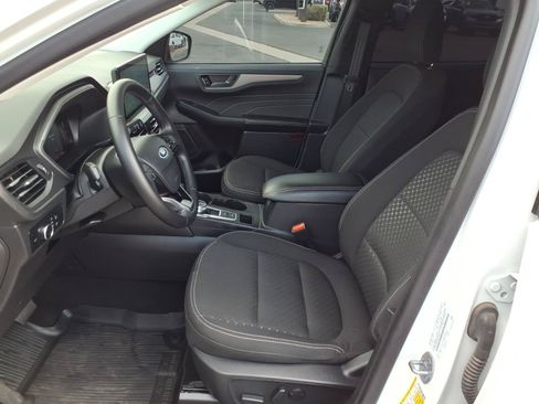 Used 2024 Ford Escape Active w/ Tech Pack #1 FWD image 13