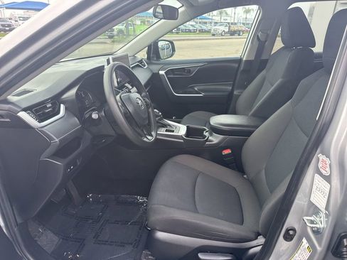 Used 2024 Toyota RAV4 LE image 18