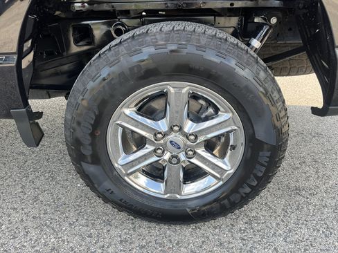 Used 2025 Ford F150 XLT w/ Equipment Group 301A Standard AWD/4WD image 8