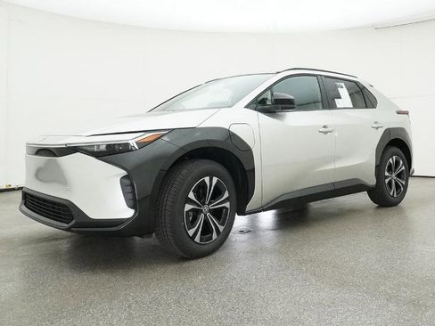New 2025 Toyota bZ4X FWD image 19