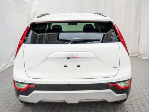 New 2026 Kia Niro SX image 5