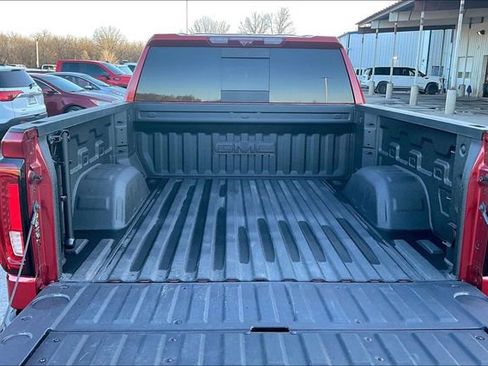 Used 2025 GMC Sierra 1500 AT4 w/ AT4 Premium Package image 7