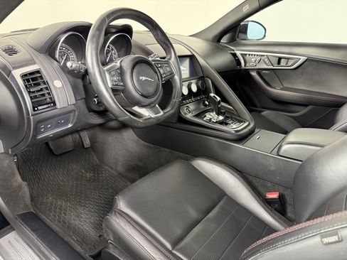 Used 2019 Jaguar F-TYPE Coupe image 10